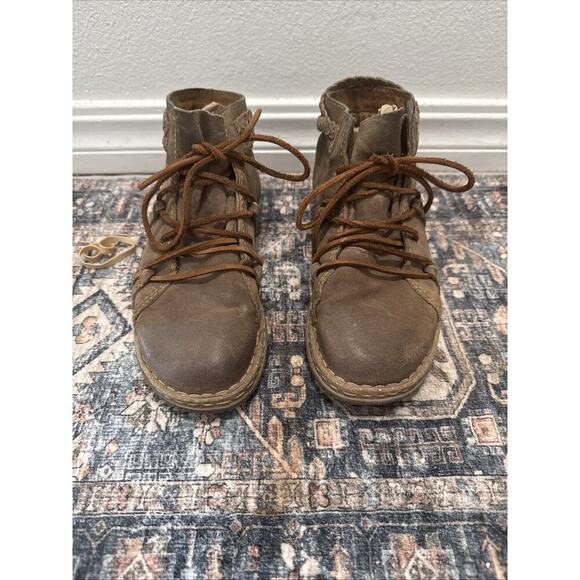 Born Temple II Ankle Boots Brown Leather Distressed Round Toe Lace Up Womens 8.5 - Picture 1 of 6